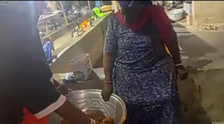 MUMMY G.O PREPARES SNACKS FOR THE PROTESTERS