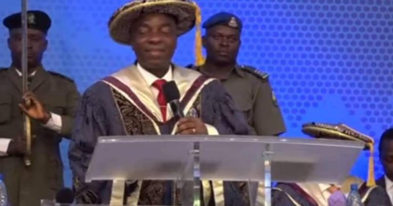 POSSESS A CONTRIBUTOR’S MENTALITY: