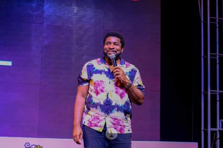 HOW MEN AND WOMEN APPROACH A PROBLEM DIFFERS