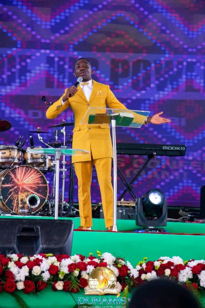 Photos Of Pastor Dr Paul Enenche - Church Gist