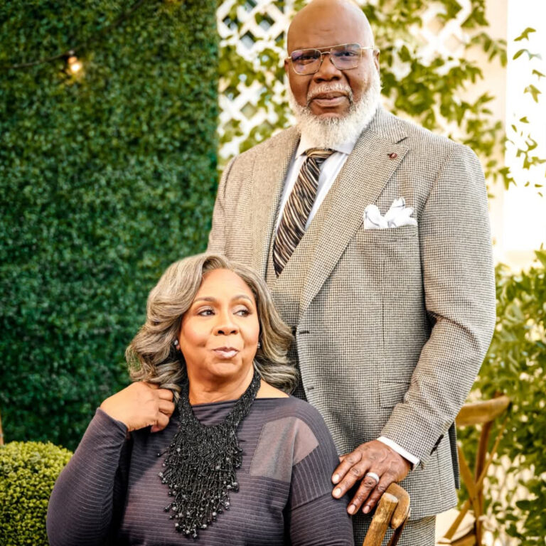HAPPY 43RD WEDDING ANNIVERSARY TO BISHOP THOMAS DEXTER (T.D) AND PASTOR SERITA JAKES