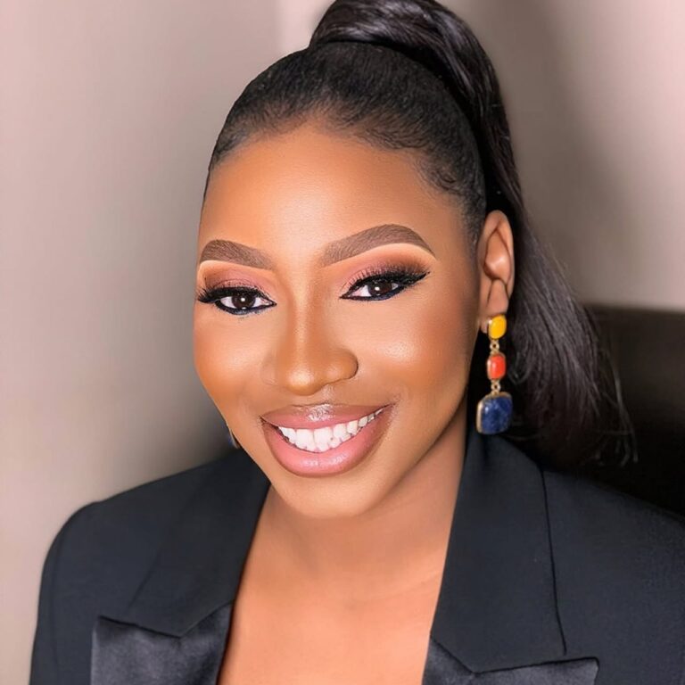 HAPPY BIRTHDAY PASTOR (MRS) SEYE BENJAMIN-AGBO